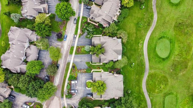 1437 Aberdeen Court 93, Naperville, IL 60564