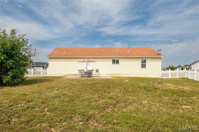 41 Double Creek Court, Wentzville, MO 63385