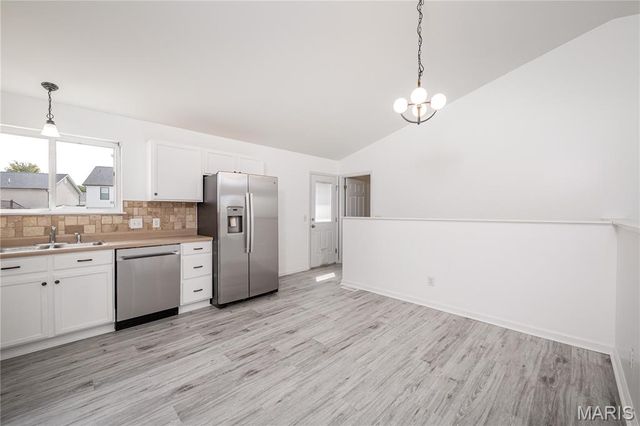 41 Double Creek Court, Wentzville, MO 63385