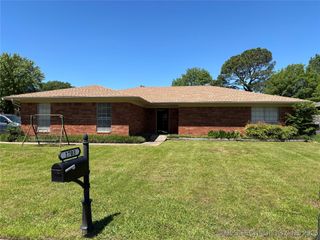 1703 Vaden Lane, Ardmore, OK 73401