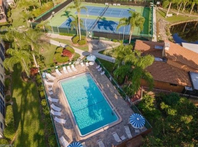 5713 Foxlake DR # 5, North Fort Myers, FL 33917