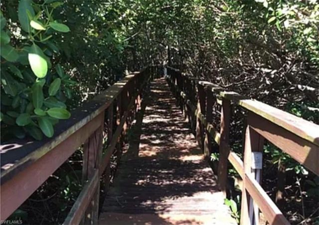 5713 Foxlake DR # 5, North Fort Myers, FL 33917