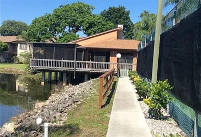 5713 Foxlake DR # 5, North Fort Myers, FL 33917