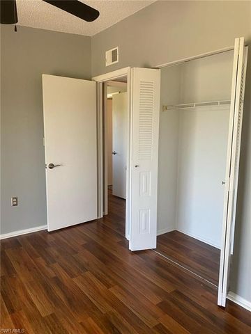 5713 Foxlake DR # 5, North Fort Myers, FL 33917