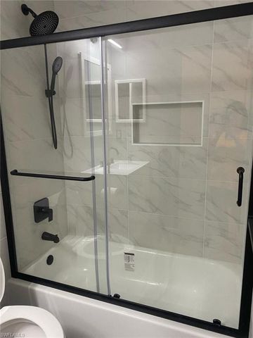 5713 Foxlake DR # 5, North Fort Myers, FL 33917