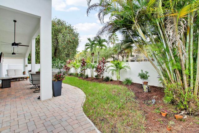 8161 Cypress Point Road, West Palm Beach, FL 33412