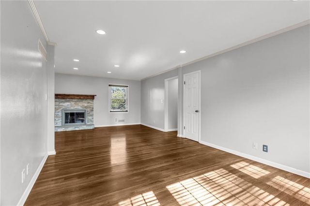 9531 Kessler Street, Overland Park, KS 66212