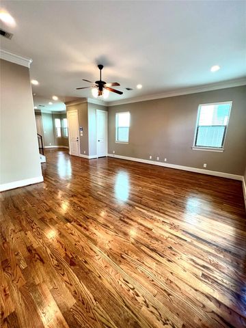 1818 Edwards Street, Houston, TX 77007