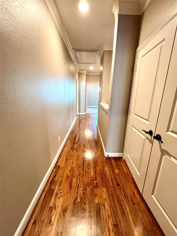 1818 Edwards Street, Houston, TX 77007