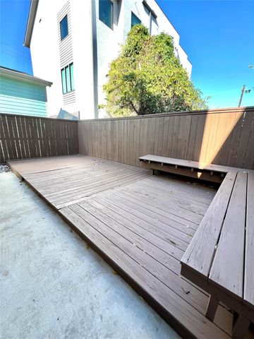 1818 Edwards Street, Houston, TX 77007