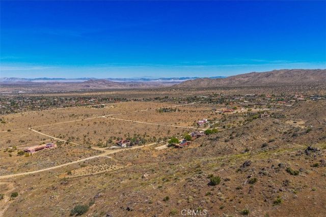 58205 Santa Barbara Drive, Yucca Valley, CA 92284