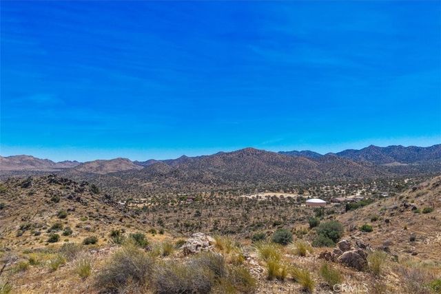 58205 Santa Barbara Drive, Yucca Valley, CA 92284