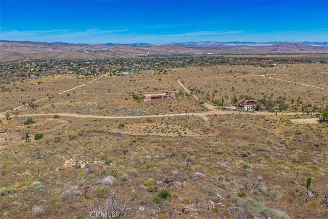 58205 Santa Barbara Drive, Yucca Valley, CA 92284