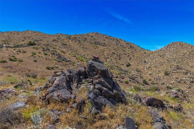 58205 Santa Barbara Drive, Yucca Valley, CA 92284