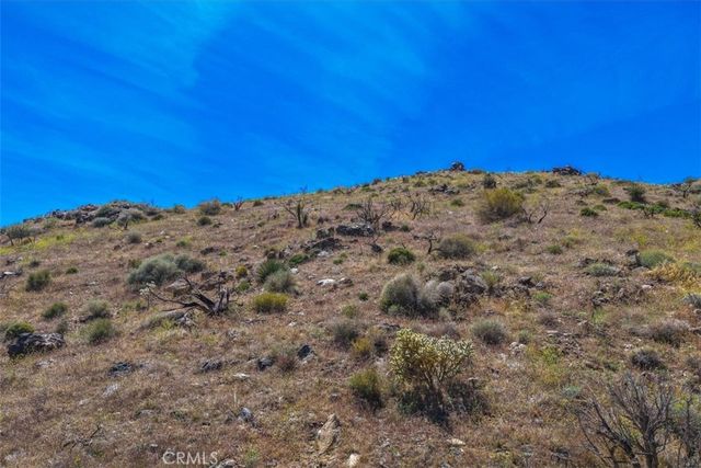 58205 Santa Barbara Drive, Yucca Valley, CA 92284