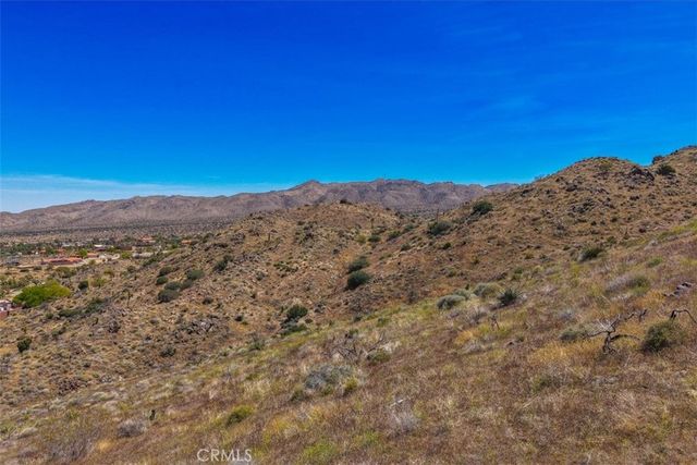 58205 Santa Barbara Drive, Yucca Valley, CA 92284