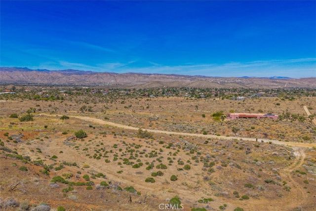 58205 Santa Barbara Drive, Yucca Valley, CA 92284