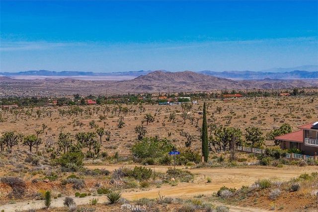 58205 Santa Barbara Drive, Yucca Valley, CA 92284