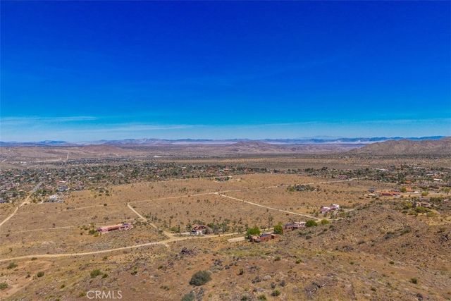 58205 Santa Barbara Drive, Yucca Valley, CA 92284