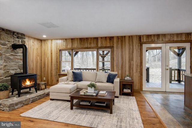 126 MILL HILL RD, Huntly, VA 22640
