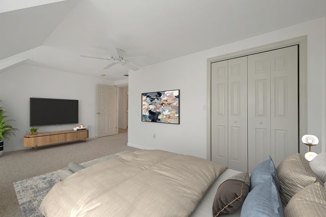 131 Hampton Meadows, Hampton, NH 03842