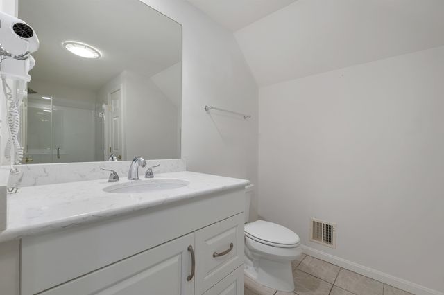 131 Hampton Meadows, Hampton, NH 03842