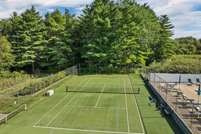 131 Hampton Meadows, Hampton, NH 03842