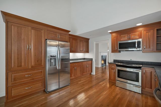 131 Hampton Meadows, Hampton, NH 03842