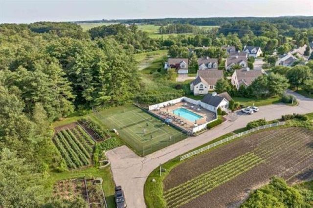 131 Hampton Meadows, Hampton, NH 03842