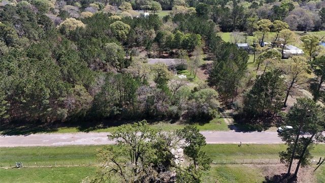 25740 Thompson Road, Waller, TX 77484