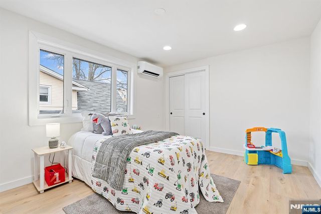 290 Queen Anne Road, Teaneck, NJ 07666