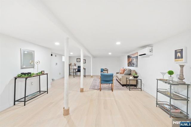 290 Queen Anne Road, Teaneck, NJ 07666