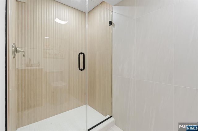 290 Queen Anne Road, Teaneck, NJ 07666