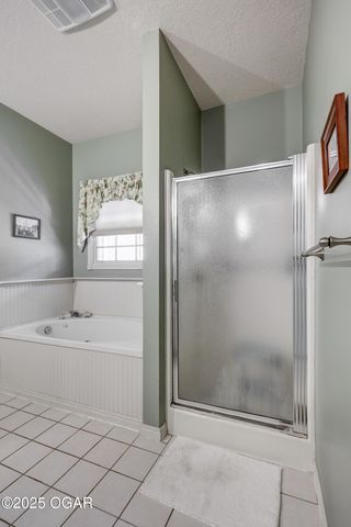 210 Lakeview Lane, Carl Junction, MO 64834