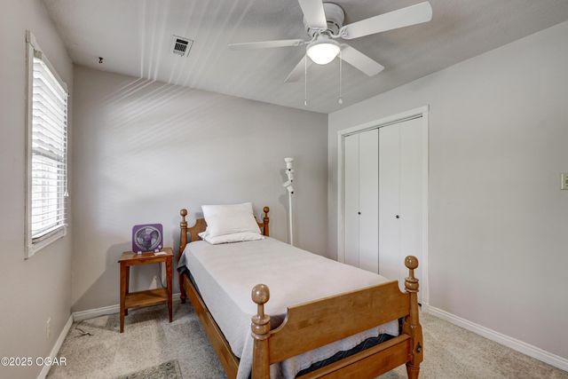 210 Lakeview Lane, Carl Junction, MO 64834