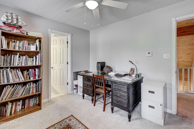 210 Lakeview Lane, Carl Junction, MO 64834