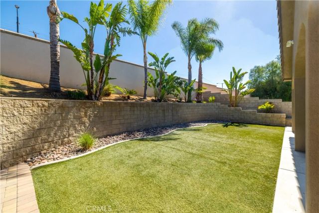 31028 Emperor Drive, Canyon Lake, CA 92587