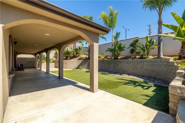 31028 Emperor Drive, Canyon Lake, CA 92587