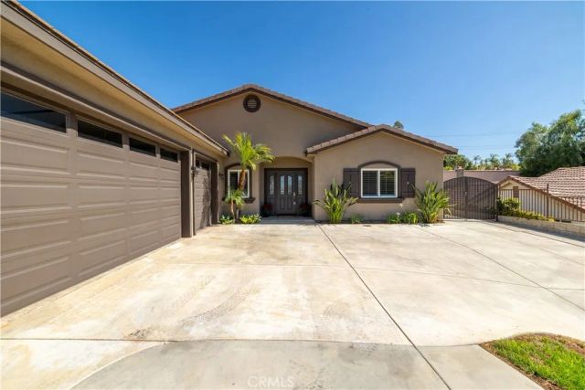 31028 Emperor Drive, Canyon Lake, CA 92587