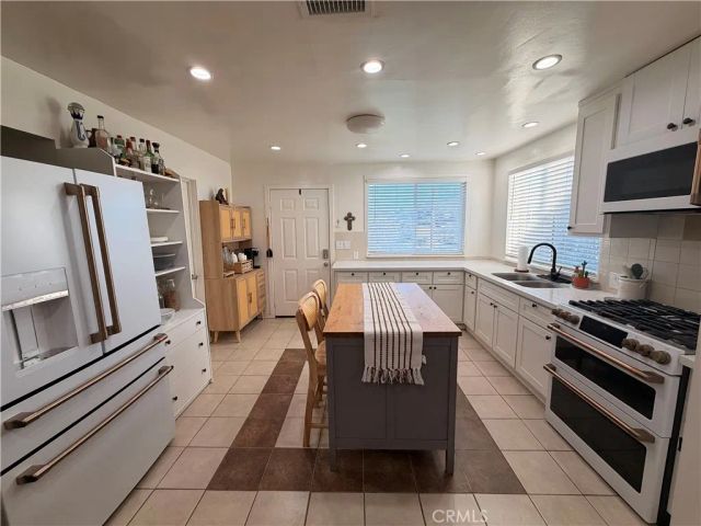 30009 Hunstock, Castaic, CA 91384