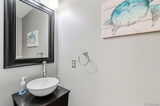 10094 Rockrose Court, Parker, CO 80134