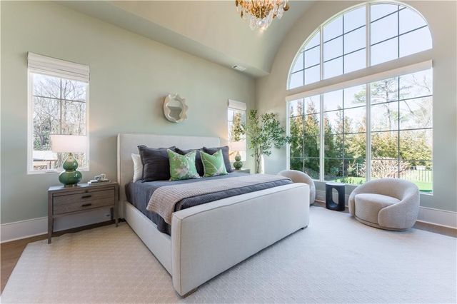 914 Buckingham NW Circle, Atlanta, GA 30327