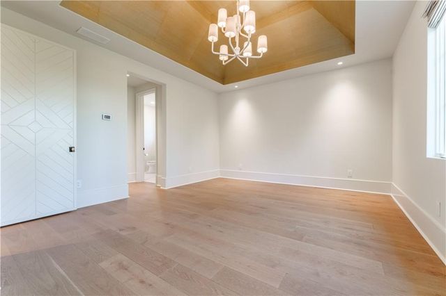 914 Buckingham NW Circle, Atlanta, GA 30327