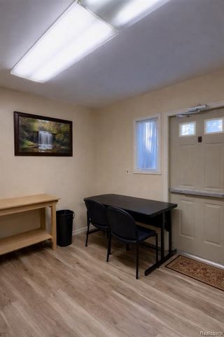 1049 Inkster Road, Garden City, MI 48135