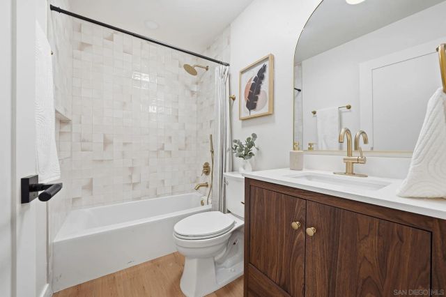 10155 Baroness Ave, San Diego, CA 92126