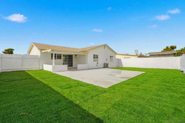 10155 Baroness Ave, San Diego, CA 92126