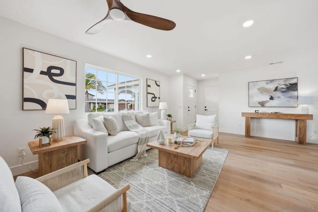 10155 Baroness Ave, San Diego, CA 92126