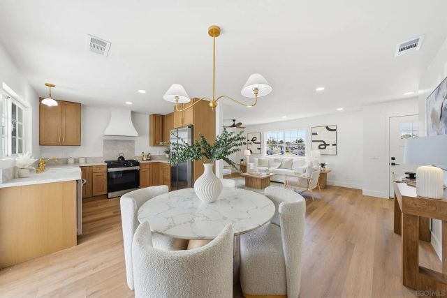 10155 Baroness Ave, San Diego, CA 92126