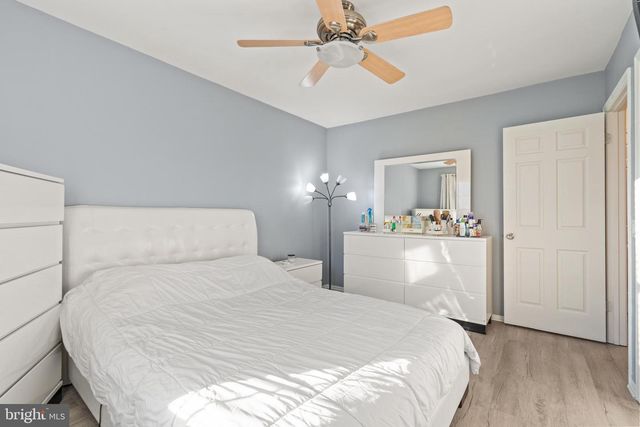 10529 REEDS LANDING CIR, Burke, VA 22015