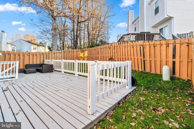 10529 REEDS LANDING CIR, Burke, VA 22015